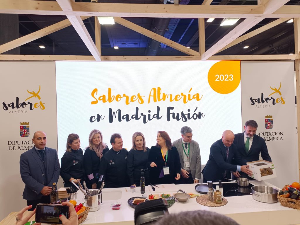 Comitiva e la Junta de Andalucía en el espacio de Sabores Almería en Madrid Fusión 2023